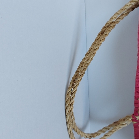 Straw Shoulder Bag - Picture 5 of 11